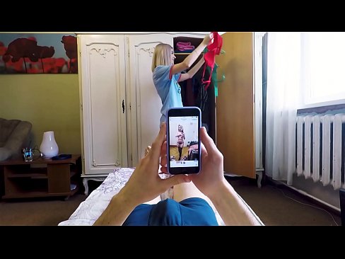 ❤️ Stepsister waxay samaysay walaalkeed isla markiiba ka hor intaanay hooyada iman guriga ❤ Porno Guri  ﹏