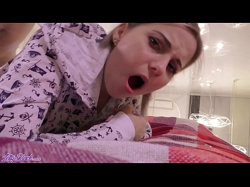 ❤️ Hooyada kacsiga leh ayaa wax liqeysa iyo galmo hor leh - cum u dhow ❤ Porno Guri  ﹏